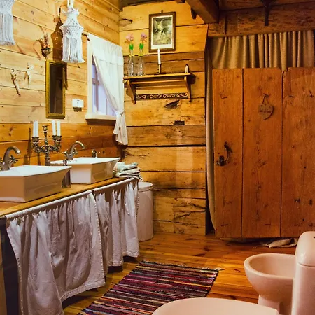 بيت للعطل Lonska بوتوسك